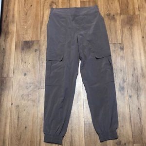 Mauve athleta chelsea utility joggers